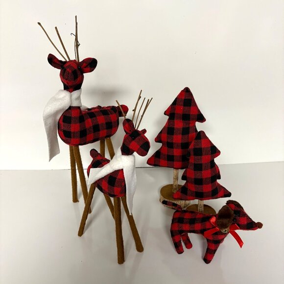 Buffalo Plaid Reindeer Trees Dog Decor Set Rustic Country Farmhouse Christmas - Picture 1 of 5